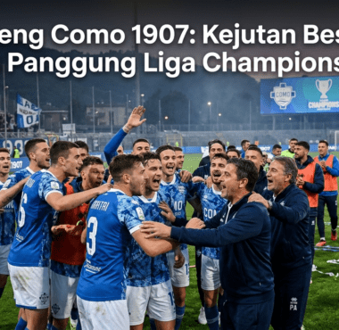 Skuad dan manajemen Como 1907 merayakan kemenangan emosional di lapangan dengan sukacita