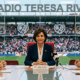 Potret ikonik Teresa Rivero saat memimpin jajaran manajemen Rayo Vallecano di tribun kehormatan