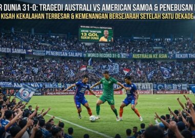 Skuad tim nasional Australia merayakan gol dalam pertandingan kualifikasi Piala Dunia 2001 melawan American Samoa yang berakhir dengan skor ralat 31-0.